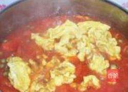 西红柿豌豆炒鸡蛋的做法图解6