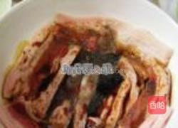 黄花菜扣肉的做法图解5