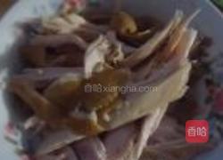 豆角炒鸡肉的做法图解2