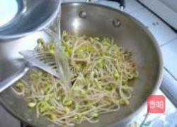 香菇鳕鱼豆芽汤的做法图解6