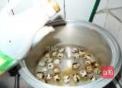 双鲍菇虎皮蛋红烧肉的做法图解1