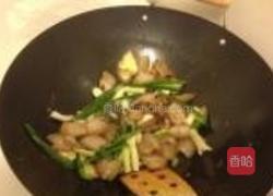 五花肉炒大头菜的做法图解8