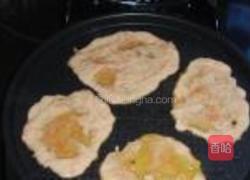 胡萝卜全麦豆浆饼的做法图解8