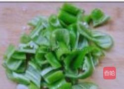 小炒鸡肉丸的做法图解2