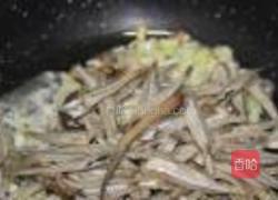 酱香小鱼干的做法图解8