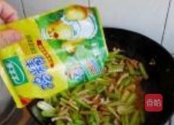 酱炒芹菜肉丝的做法图解10