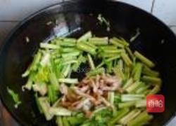 酱炒芹菜肉丝的做法图解5
