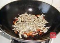 香辣小鱼干的做法图解6