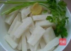 白萝卜牛肉汤的做法图解1