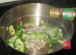 西兰花蛤蜊粥的做法图解5