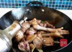 笨鸡炖虎皮鹌鹑蛋的做法图解9