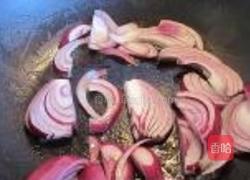 九层塔炒鸡肉芦笋的做法图解1