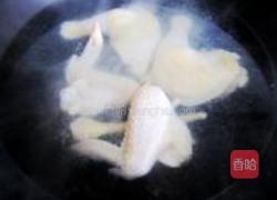 竹笋炖鸡的做法图解2
