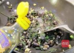 紫苏炒田螺的做法图解8