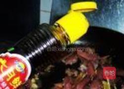 腊味火腿炒蒜薹的做法图解7