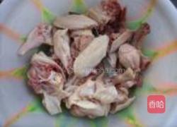 鲜菇土鸡煲的做法图解2