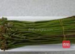 里脊炒蕨菜的做法图解1