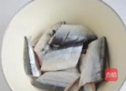 干煎秋刀的做法图解1