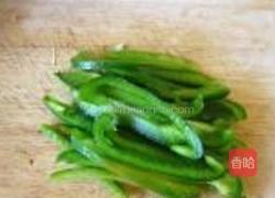清炒土豆圆椒丝的做法图解3