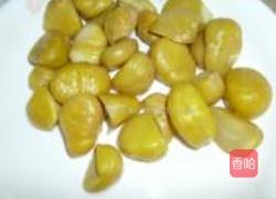 板栗烧鸡的做法图解1