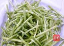 芦蒿炒臭干的做法图解2