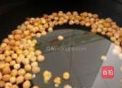 鹰嘴豆炖猪蹄的做法图解2