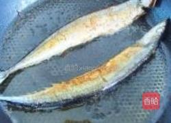 香煎秋刀鱼的做法图解6