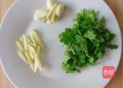 豆皮筒骨鲜汤的做法图解2