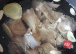 豆皮筒骨鲜汤的做法图解5