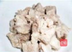 菌菇排骨汤的做法图解3