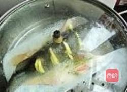 椒汁蒸鲈鱼的做法图解9