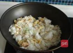 经典蛋炒饭的做法图解4