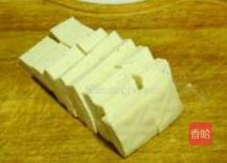 鲅鱼头炖豆腐的做法图解2