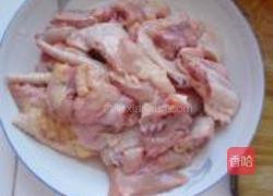 沙茶酱烧鸡肉的做法图解1