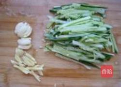 沙茶酱烧鸡肉的做法图解2
