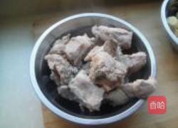 猪排炖土豆的做法图解3