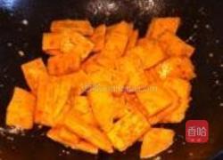 咸蛋黄炒南瓜的做法图解5
