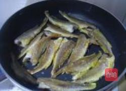 干锅小黄鱼的做法图解5