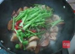 莲藕烧面筋的做法图解12