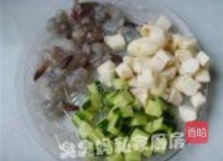 清爽马蹄炒凤尾的做法图解4