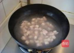 土豆胡萝卜红烧肉的做法图解5