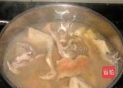 土茯苓绿豆老鸽汤的做法图解5