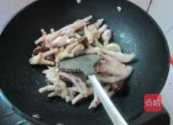 鹌鹑蛋烧鸡脚的做法图解6