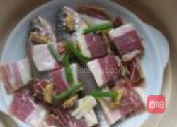 火腿蒸小黄鱼的做法图解5