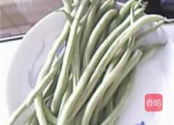 芸豆平菇鸡块的做法图解1
