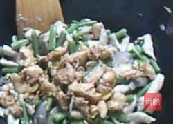 芸豆平菇鸡块的做法图解9