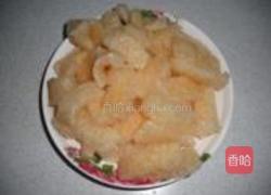 猪肉皮炒芹菜青蒜的做法图解3