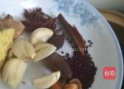黄豆煲猪脚的做法图解4
