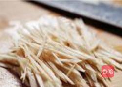 牛蒡沙拉的做法图解2