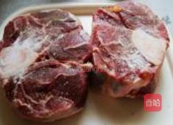 红萝卜焖牛小腿肉的做法图解2